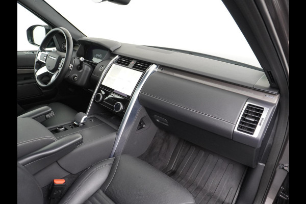 Land Rover Discovery 3.0 D300 R-Dynamic SE 7p. NIEUW MODEL | PANO | 360 CAMERA | 7 PERSOONS