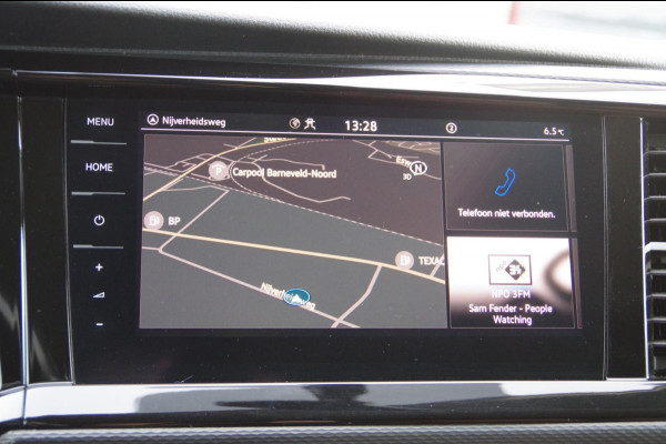 Volkswagen Transporter 2.0 TDI BULLI L2 150PK AUT. LED, LEDER, VIRTUAL, ADAPT. CRUISE, CAMERA, NAVI, AIRCO, PDC, APPLE CARPLAY