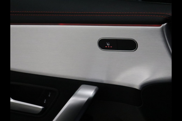Mercedes-Benz CLA-Klasse Shooting Brake 200 AMG Night [APPLE CARPLAY, CAMERA + SENSOREN, CRUISE CONTROL, SFEERLICHT, KEYLESS, STOELVERWARMING, TREKHAAK, ELEK. ACHTERKLEP, NIEUWSTAAT]