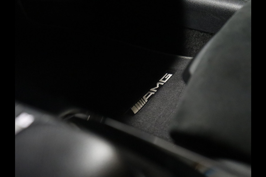 Mercedes-Benz CLA-Klasse Shooting Brake 200 AMG Night [APPLE CARPLAY, CAMERA + SENSOREN, CRUISE CONTROL, SFEERLICHT, KEYLESS, STOELVERWARMING, TREKHAAK, ELEK. ACHTERKLEP, NIEUWSTAAT]