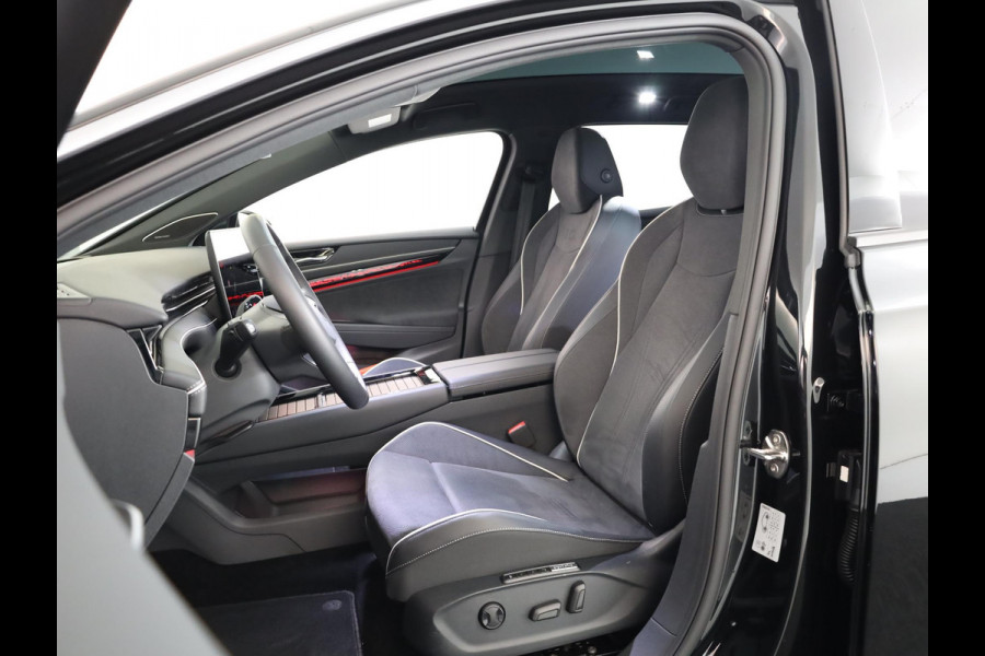 Volkswagen ID.7 Tourer Pro Business 77 kWh 286pk|Pano.dak| 20'LM-velgen| verwarmde stoelen,voorraam en stuur..