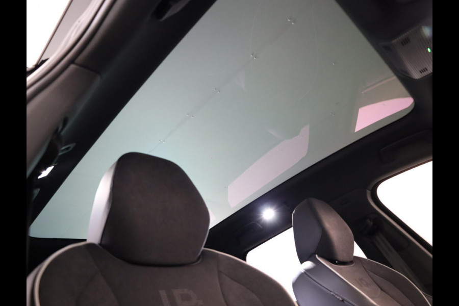Volkswagen ID.7 Tourer Pro Business 77 kWh 286pk|Pano.dak| 20'LM-velgen| verwarmde stoelen,voorraam en stuur..