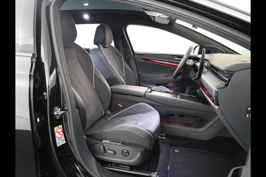 Volkswagen ID.7 Tourer Pro Business 77 kWh 286pk|Pano.dak| 20'LM-velgen| verwarmde stoelen,voorraam en stuur..
