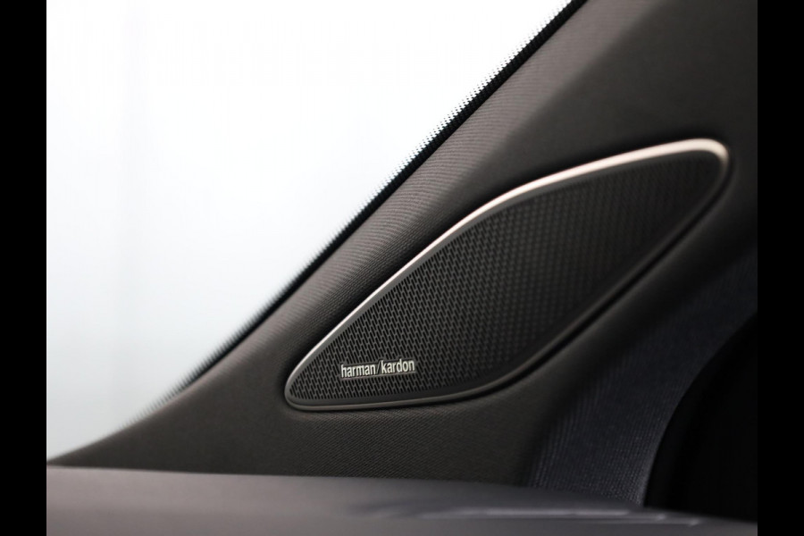 Volkswagen ID.7 Tourer Pro Business 77 kWh 286pk|Pano.dak| 20'LM-velgen| verwarmde stoelen,voorraam en stuur..