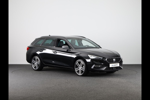 Seat Leon Sportstourer 1.5 TSI e-Hybrid FR PHEV First Edition 204pk Plug in Hybrid | Keyless Entry | 18 inch Lichtmetalen velgen | Verwarmbare voorstoelen