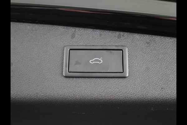 Seat Leon Sportstourer 1.5 TSI e-Hybrid FR PHEV First Edition 204pk Plug in Hybrid | Keyless Entry | 18 inch Lichtmetalen velgen | Verwarmbare voorstoelen