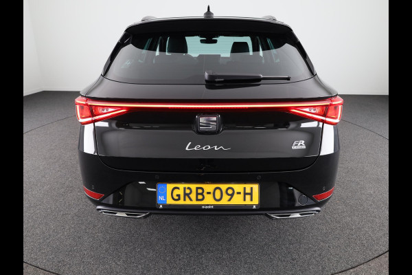 Seat Leon Sportstourer 1.5 TSI e-Hybrid FR PHEV First Edition 204pk Plug in Hybrid | Keyless Entry | 18 inch Lichtmetalen velgen | Verwarmbare voorstoelen