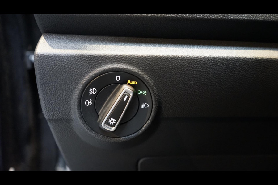Volkswagen T-Roc 2.0 TSI 4Motion Sport AUTOMAAT-ACC-BEATS-DAB-LED-LEDER-NAVIGATIE-PANORAMA-TREKHAAK-VIRTUEEL