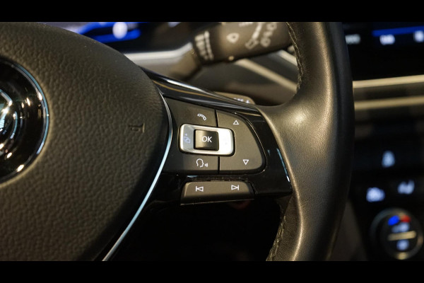 Volkswagen T-Roc 2.0 TSI 4Motion Sport AUTOMAAT-ACC-BEATS-DAB-LED-LEDER-NAVIGATIE-PANORAMA-TREKHAAK-VIRTUEEL