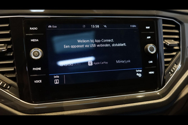 Volkswagen T-Roc 2.0 TSI 4Motion Sport AUTOMAAT-ACC-BEATS-DAB-LED-LEDER-NAVIGATIE-PANORAMA-TREKHAAK-VIRTUEEL