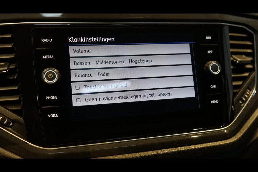 Volkswagen T-Roc 2.0 TSI 4Motion Sport AUTOMAAT-ACC-BEATS-DAB-LED-LEDER-NAVIGATIE-PANORAMA-TREKHAAK-VIRTUEEL