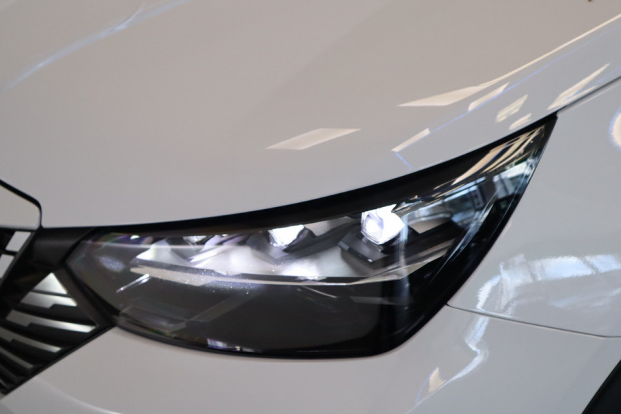 Peugeot 2008 1.2 PureTech 130 GT Dab+ PDC  VCP 17LMV  130PK Navigatie