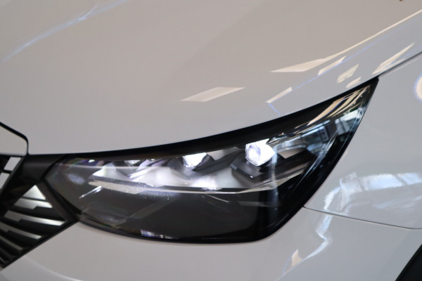 Peugeot 2008 1.2 PureTech 130 GT Dab+ PDC  VCP 17LMV  130PK Navigatie