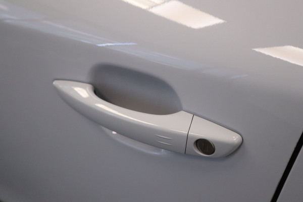 Peugeot 2008 1.2 PureTech 130 GT Dab+ PDC  VCP 17LMV  130PK Navigatie