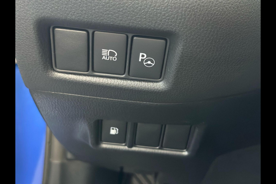 Toyota C-HR 1.8 Hybrid Style Ultimate Bi-Tone, Leder, Camera, JBL, Stoelverwarming, Top uitvoering