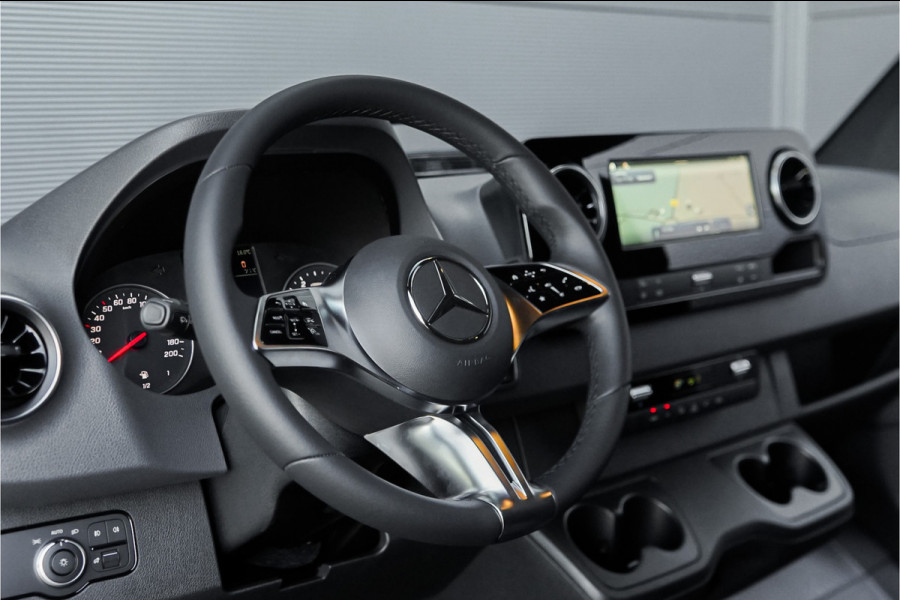 Mercedes-Benz Sprinter 319 1.9 CDI L2H1 BPM Vrij Black Pack Distronic Camera Trekhaak 3.5T