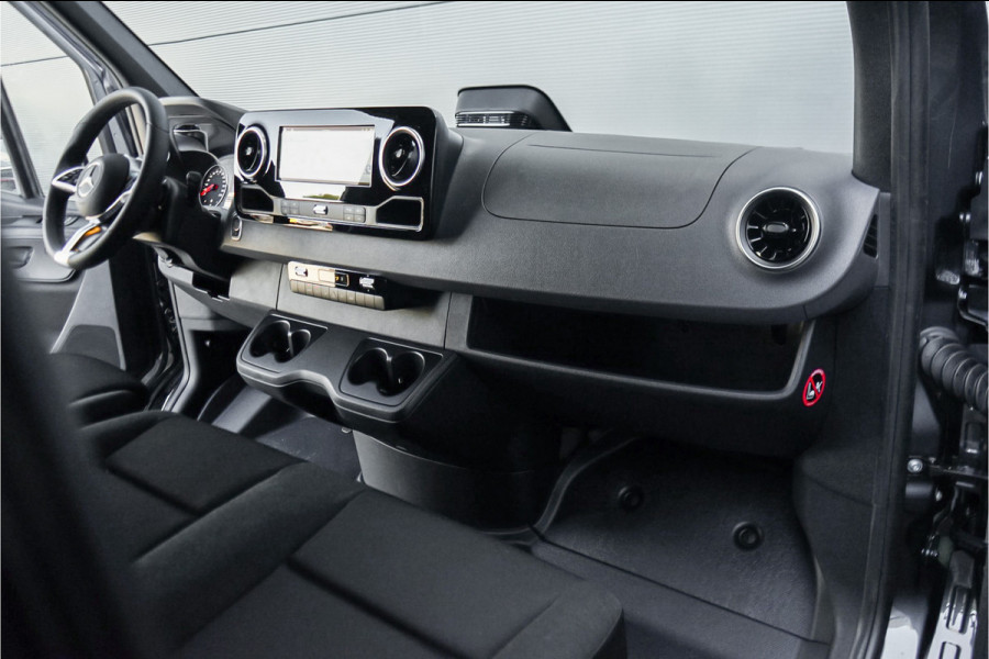 Mercedes-Benz Sprinter 319 1.9 CDI L2H1 BPM Vrij Black Pack Distronic Camera Trekhaak 3.5T