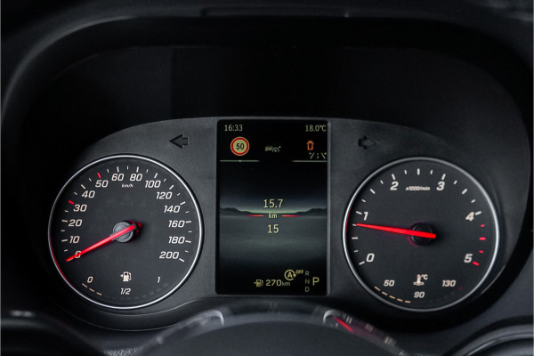 Mercedes-Benz Sprinter 319 1.9 CDI L2H1 BPM Vrij Black Pack Distronic Camera Trekhaak 3.5T
