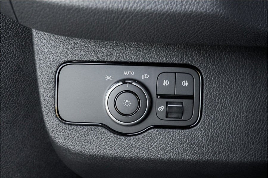 Mercedes-Benz Sprinter 319 1.9 CDI L2H1 BPM Vrij Black Pack Distronic Camera Trekhaak 3.5T