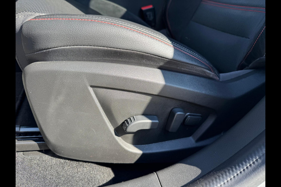 Renault Arkana TCe 140 EDC R.S. Line Zwart dak / Groot Navi / Stoel verwarming