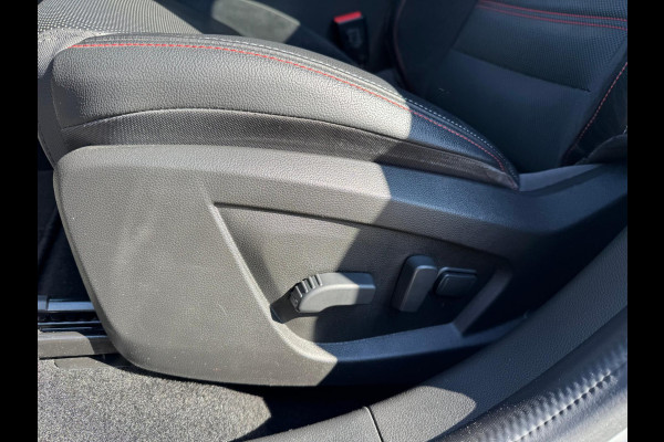 Renault Arkana TCe 140 EDC R.S. Line Zwart dak / Groot Navi / Stoel verwarming