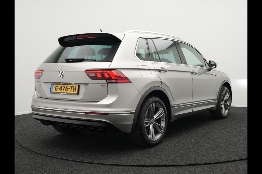 Volkswagen Tiguan 1.4 TSI ACT Comfortline Business R 150pk DSG | Trekhaak af Fabriek | Adaptive Cruise | Apple Carplay | 19"L.M | LED Koplampen | Stoelverwarming | Navi Full Map |