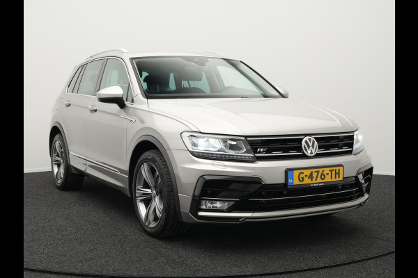 Volkswagen Tiguan 1.4 TSI ACT Comfortline Business R 150pk DSG | Trekhaak af Fabriek | Adaptive Cruise | Apple Carplay | 19"L.M | LED Koplampen | Stoelverwarming | Navi Full Map |