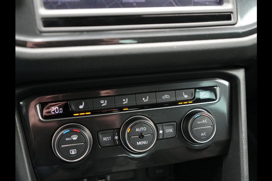 Volkswagen Tiguan 1.4 TSI ACT Comfortline Business R 150pk DSG | Trekhaak af Fabriek | Adaptive Cruise | Apple Carplay | 19"L.M | LED Koplampen | Stoelverwarming | Navi Full Map |