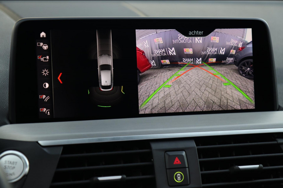BMW X4 XDrive30i M Sport / PANODAK / KEYLESS / HUD / CAMERA / 20''