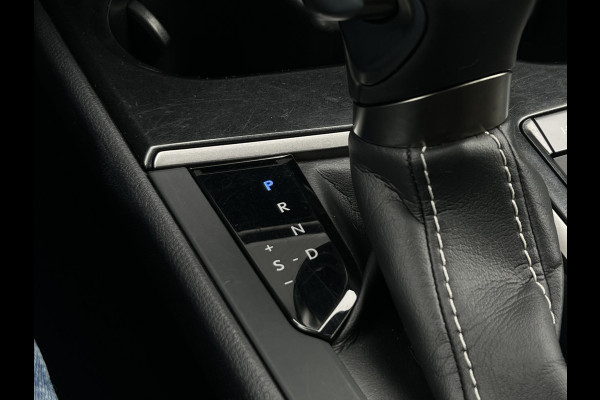 Lexus UX 250h Style+ Edition | Leder | Camera | Carplay | 18 inch | Dodehoek