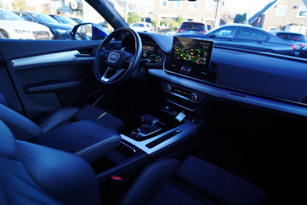 Audi Q5 Sportback 55 TFSI e S edition | Matrix | Luchtvering | Audi Drive Select | Adaptieve Cruise | 2 x S-line | Virtual | LED |
