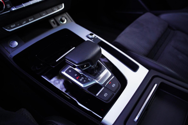 Audi Q5 Sportback 55 TFSI e S edition | Matrix | Luchtvering | Audi Drive Select | Adaptieve Cruise | 2 x S-line | Virtual | LED |