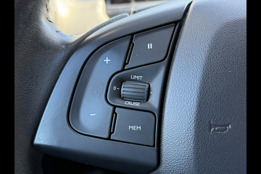 Citroën C4 Cactus BWJ 11-2017 | 1.2 PT 82PK Shine | CLIMA | CAMERA | NAVI | CRUISE |