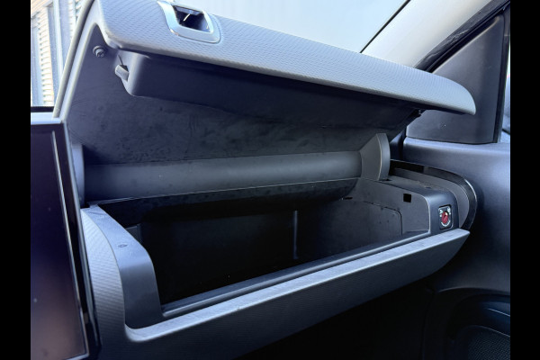 Citroën C4 Cactus BWJ 11-2017 | 1.2 PT 82PK Shine | CLIMA | CAMERA | NAVI | CRUISE |