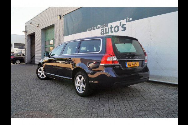 Volvo V70 D3 150pk Classic Edition -NAVI-LEER-XENON-