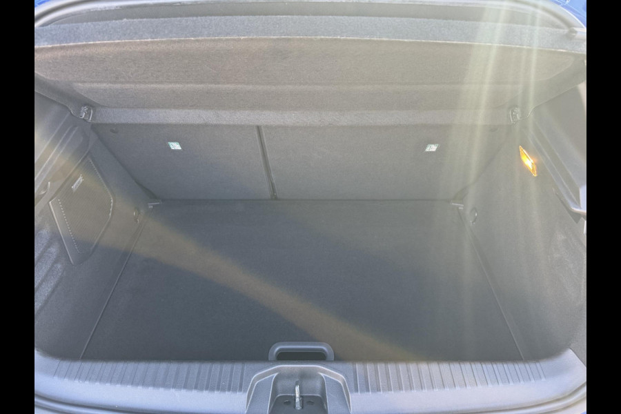 Renault Clio 1.0 TCe R.S. Line 90pk Trekhaak | Achteruitrijcamera | LED Koplampen | Cruise Control | Apple Carplay / Android Auto