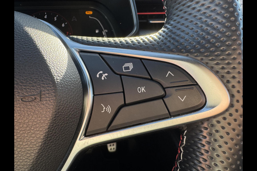 Renault Clio 1.0 TCe R.S. Line 90pk Trekhaak | Achteruitrijcamera | LED Koplampen | Cruise Control | Apple Carplay / Android Auto