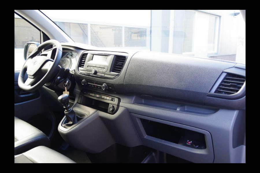 Toyota ProAce Long Worker 1.5 D-4D L3, APK TOT 01-04-2026! AIRCO, CRUISE, BLUETOOTH, NL AUTO, SIDEBARS, NAP, ZEER NETJES