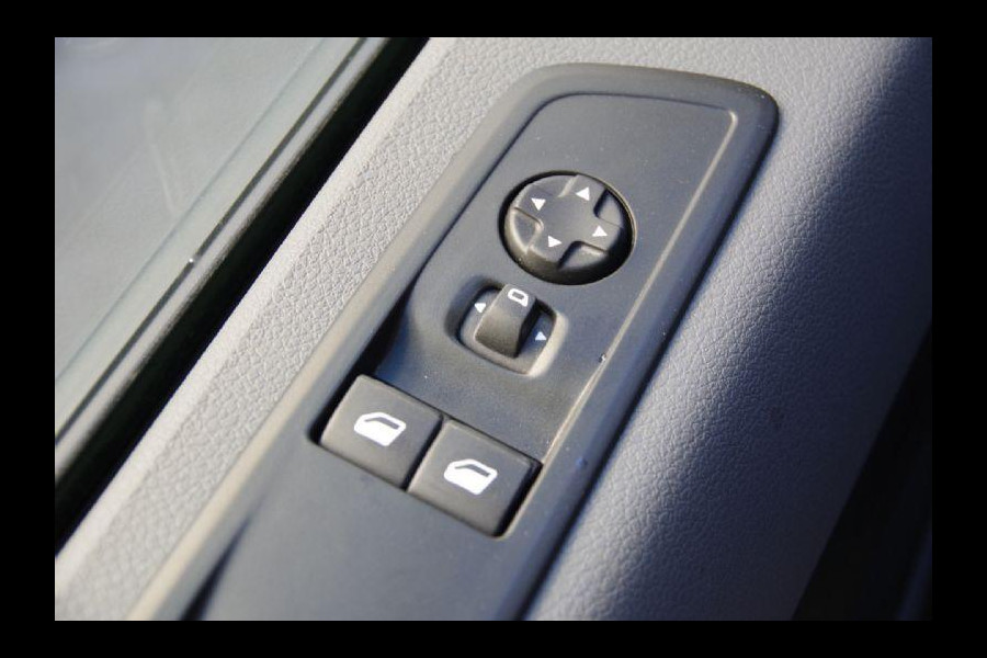 Toyota ProAce Long Worker 1.5 D-4D L3, APK TOT 01-04-2026! AIRCO, CRUISE, BLUETOOTH, NL AUTO, SIDEBARS, NAP, ZEER NETJES