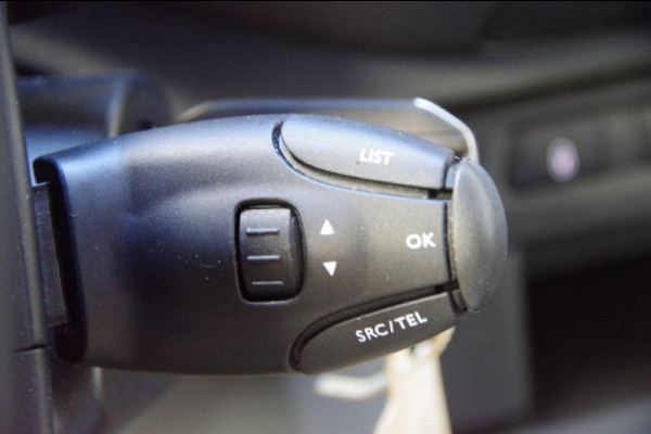 Toyota ProAce Long Worker 1.5 D-4D L3, APK TOT 01-04-2026! AIRCO, CRUISE, BLUETOOTH, NL AUTO, SIDEBARS, NAP, ZEER NETJES