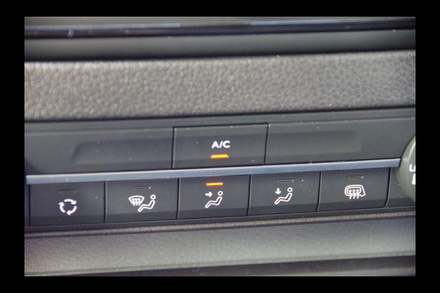 Toyota ProAce Long Worker 1.5 D-4D L3, APK TOT 01-04-2026! AIRCO, CRUISE, BLUETOOTH, NL AUTO, SIDEBARS, NAP, ZEER NETJES