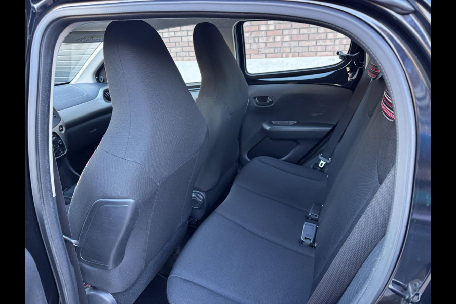 Citroën C1 1.0 e-VTi Feel / Airco / Bluetooth / NED-C1 / C.V. met Afstandsbediening + Elek. Pakket