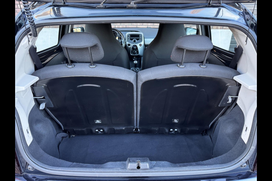 Citroën C1 1.0 e-VTi Feel / Airco / Bluetooth / NED-C1 / C.V. met Afstandsbediening + Elek. Pakket