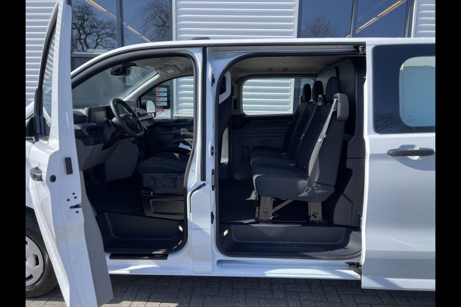 Ford Transit Custom 340 2.0 TDCI L2H1 Trend DC 5 persoons / originele Ford dubbel cabine / bpm vrij / NIEUW / vaste prijs rijklaar € 39.950 ex btw / lease vanaf € 715 / airco / cruise / vol opties !