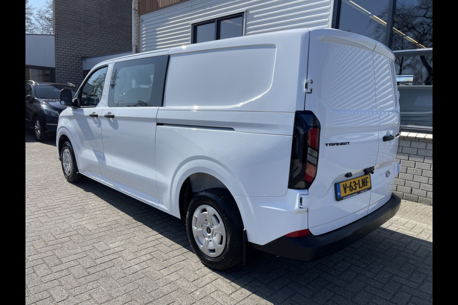 Ford Transit Custom 340 2.0 TDCI L2H1 Trend DC 5 persoons / originele Ford dubbel cabine / bpm vrij / NIEUW / vaste prijs rijklaar € 39.950 ex btw / lease vanaf € 715 / airco / cruise / vol opties !