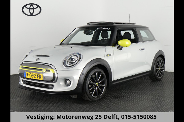 MINI Mini Electric Yours 33 kWh . SCHUIF-/KANTELDAK . LEDER . LICHTMETALEN VELGEN . PRIVACY GLASS