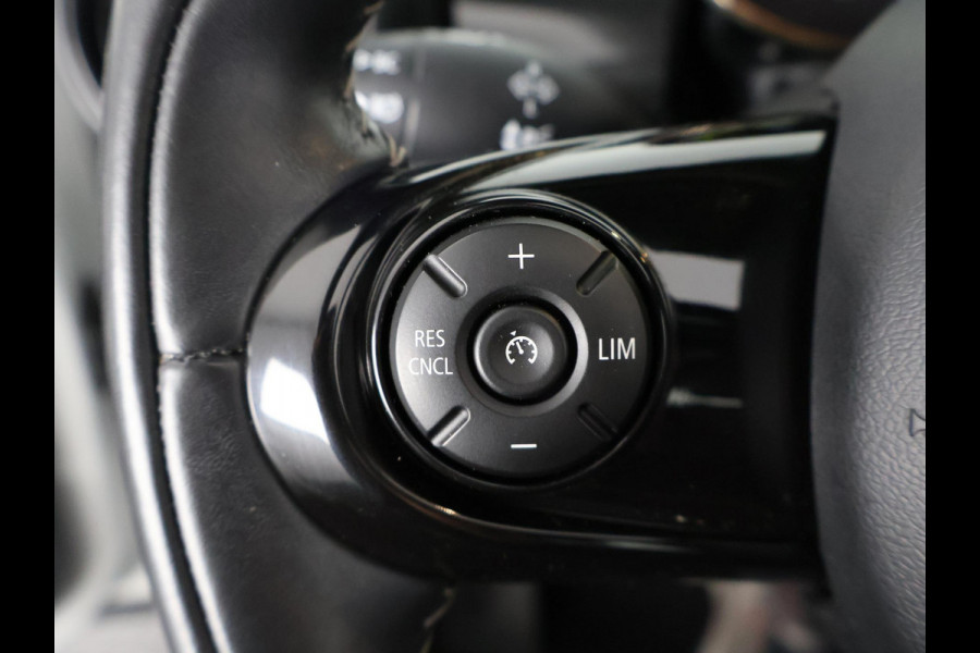 MINI Mini Electric Yours 33 kWh . SCHUIF-/KANTELDAK . LEDER . LICHTMETALEN VELGEN . PRIVACY GLASS