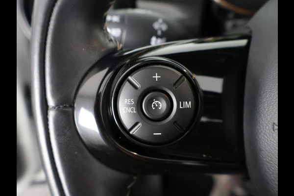 MINI Mini Electric Yours 33 kWh . SCHUIF-/KANTELDAK . LEDER . LICHTMETALEN VELGEN . PRIVACY GLASS