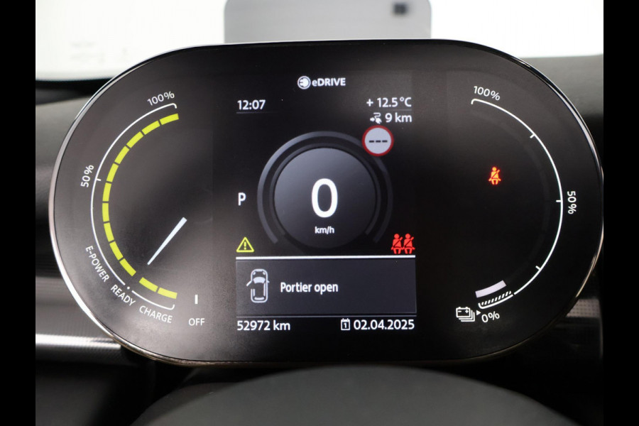 MINI Mini Electric Yours 33 kWh . SCHUIF-/KANTELDAK . LEDER . LICHTMETALEN VELGEN . PRIVACY GLASS