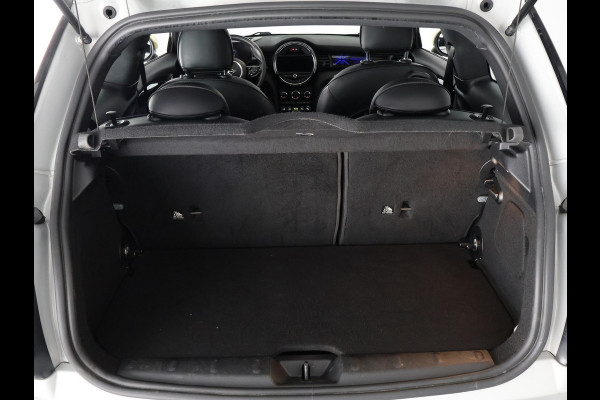 MINI Mini Electric Yours 33 kWh . SCHUIF-/KANTELDAK . LEDER . LICHTMETALEN VELGEN . PRIVACY GLASS